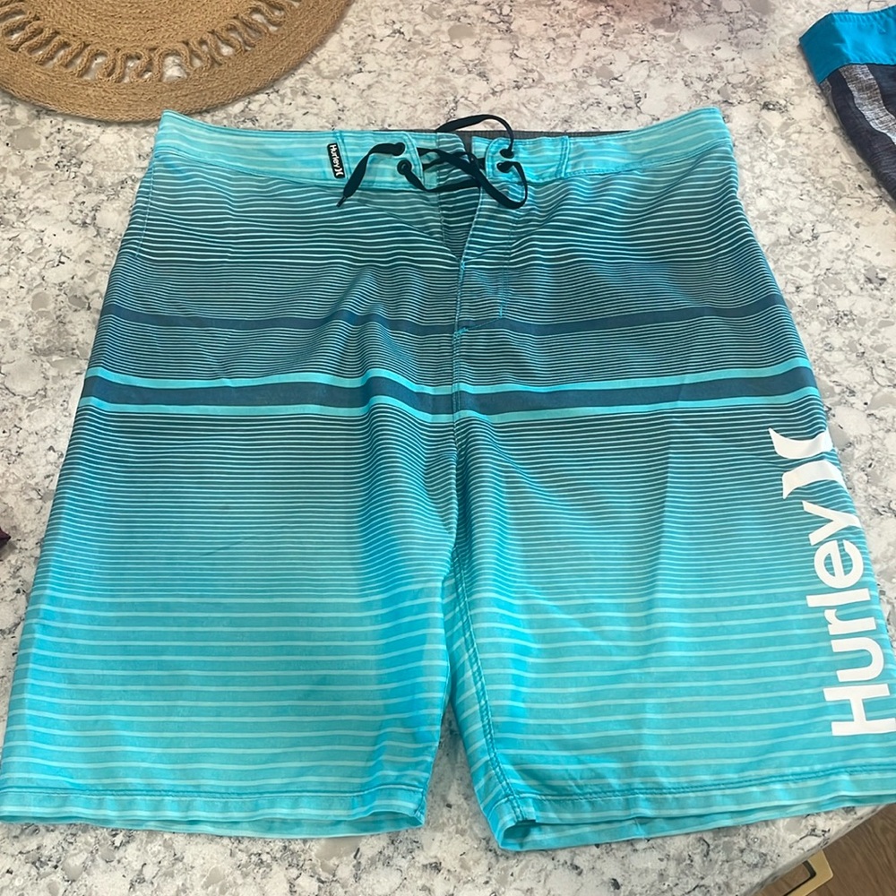 Hurley boardshorts